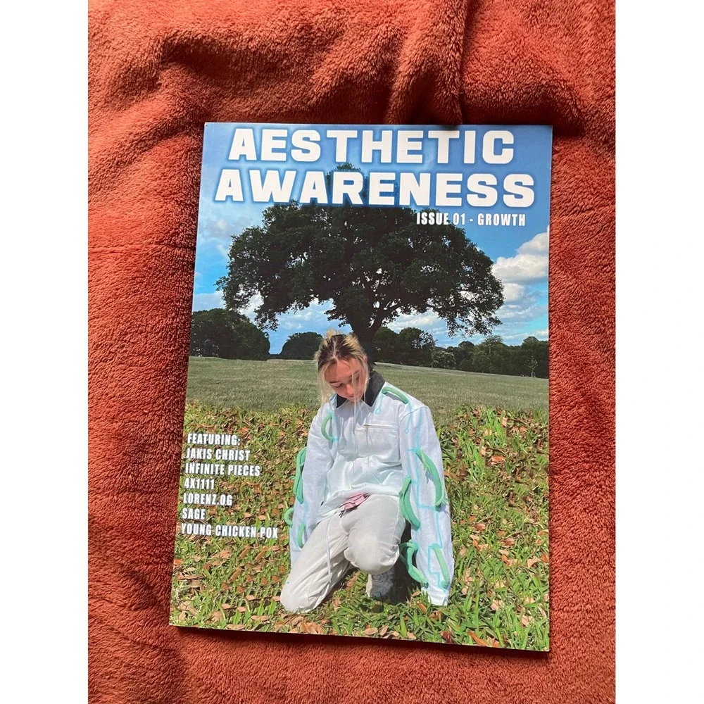 Aesthetic Awareness‎ Magazine Issue 01 Growth Art Photography Collectible